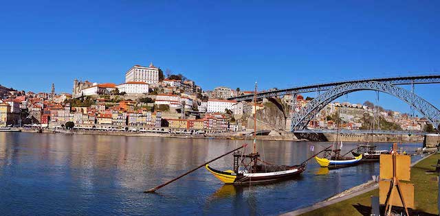 the-history-of-porto-city-love-scooter